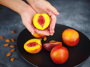 Goldmine Nectarine